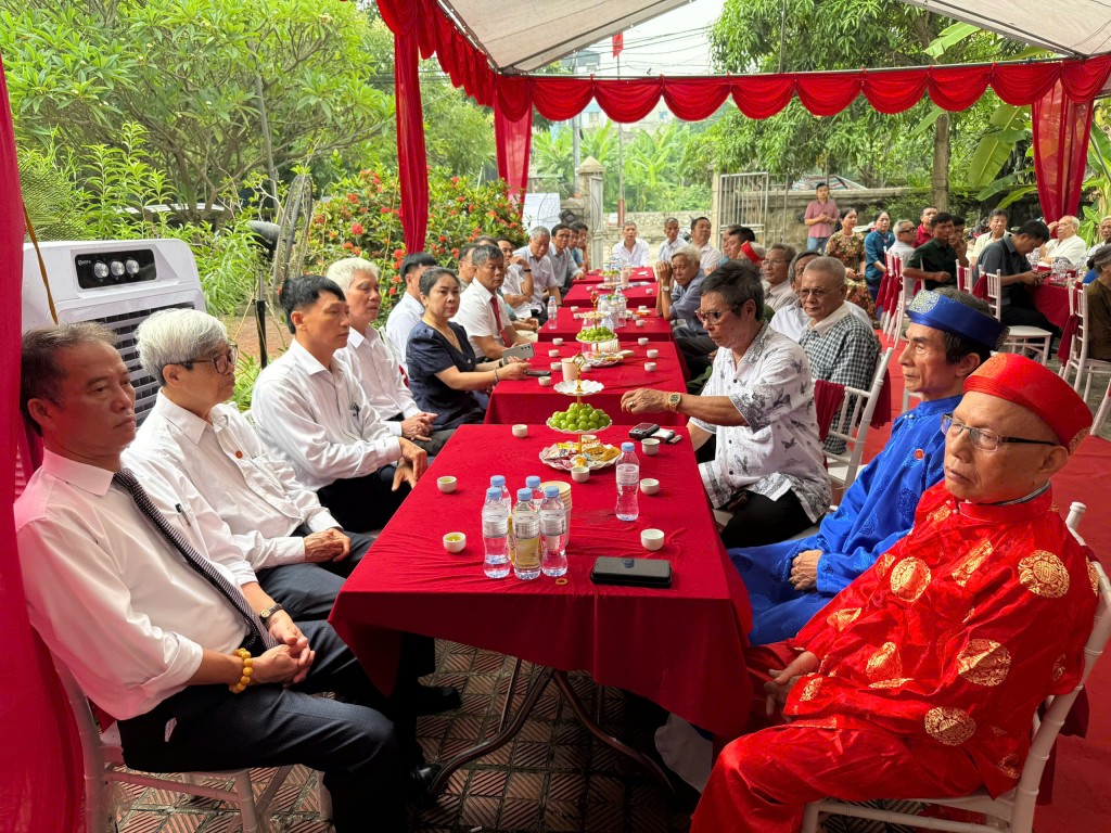 Đoàn đại biểu Hội đồng họ Ngô Việt Nam tham dự lễ khởi công